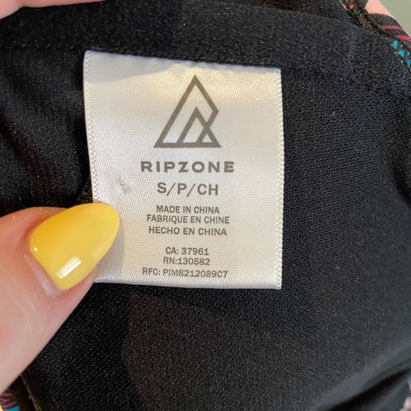 RIPZONE bikini top - Picture 2 of 3
